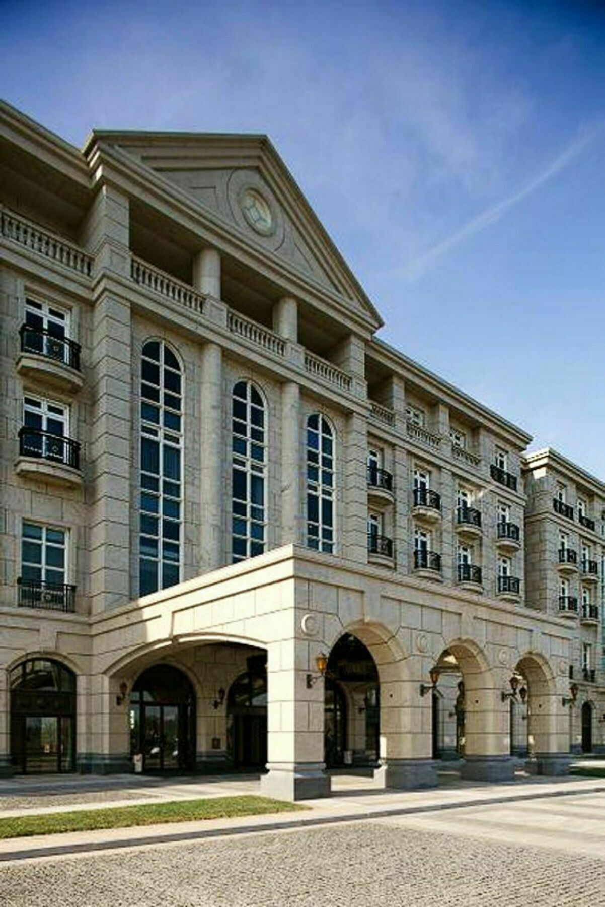 Tianjin Goldin Metropolitan Polo Club Hotel Xiqing Eksteriør bilde